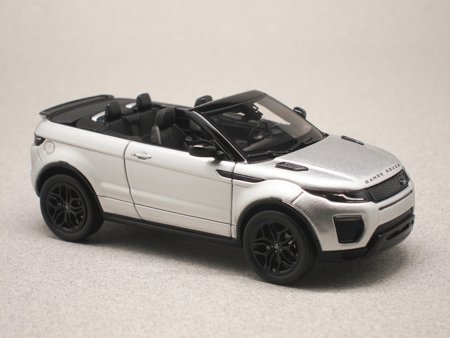 Land Rover Range Rover Evoque Cabriolet (Truescale) 1:43