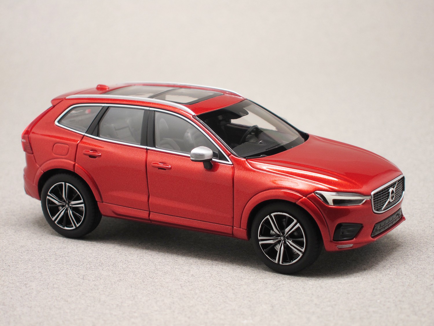 Volvo XC60 2017 (Kyosho) 1/43e