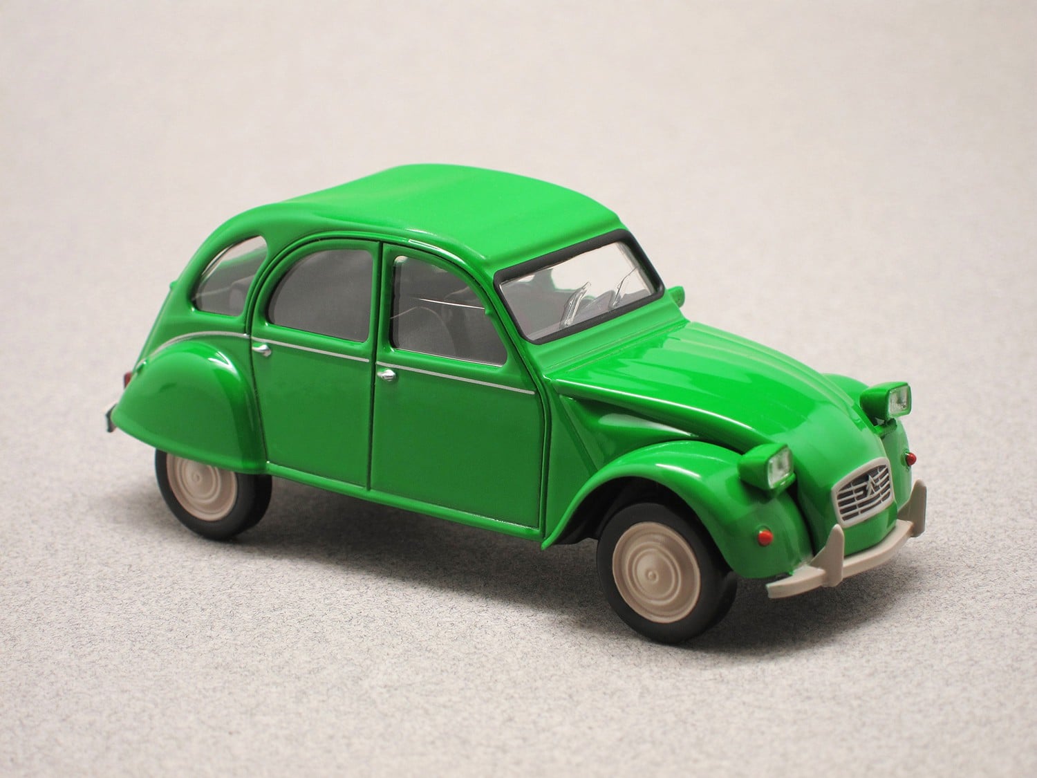 Citroën 2CV6 Club (Jet-Car Norev) 1:43