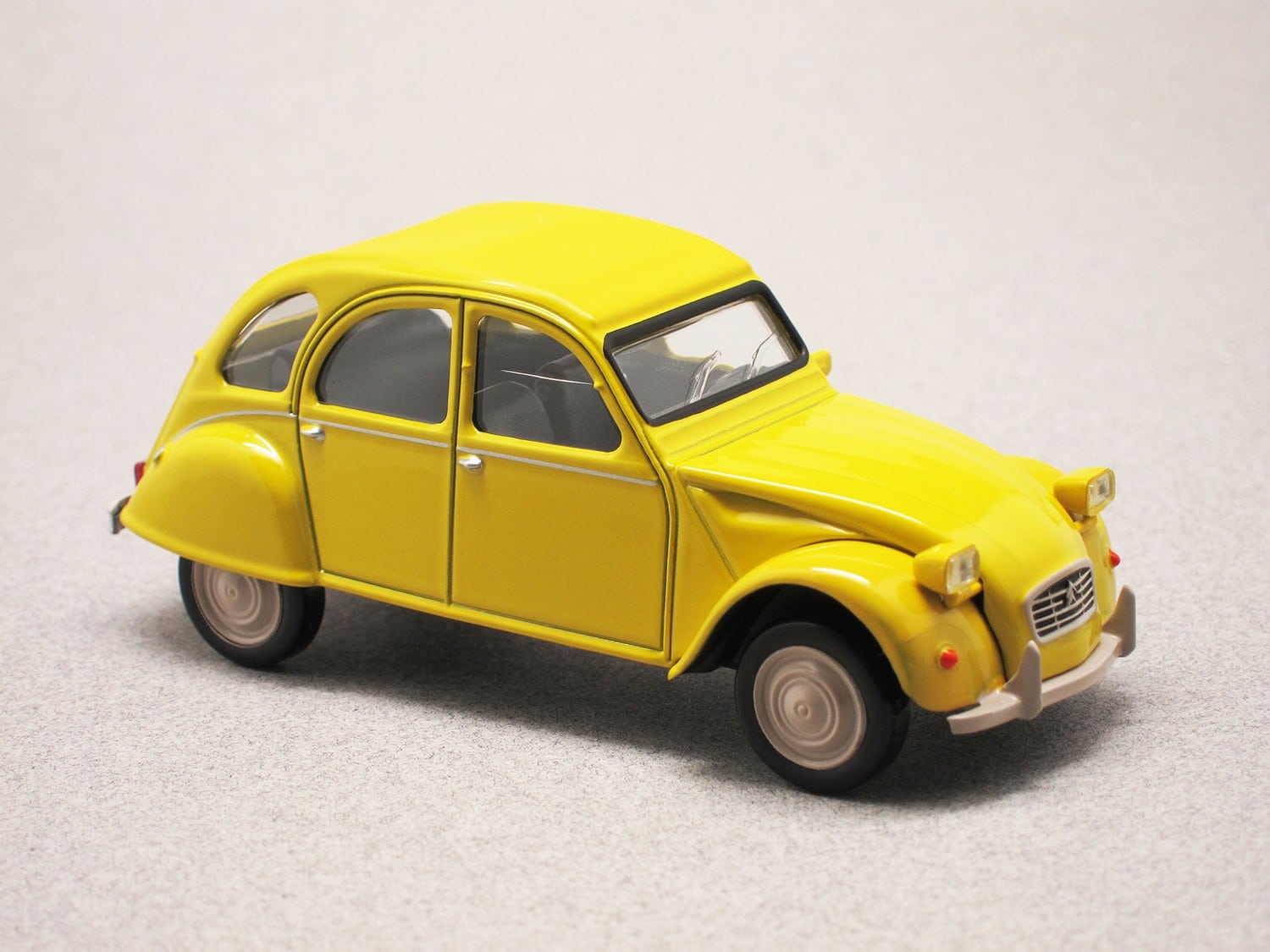 Citroën 2CV6 Club (Jet-Car Norev) 1/43e