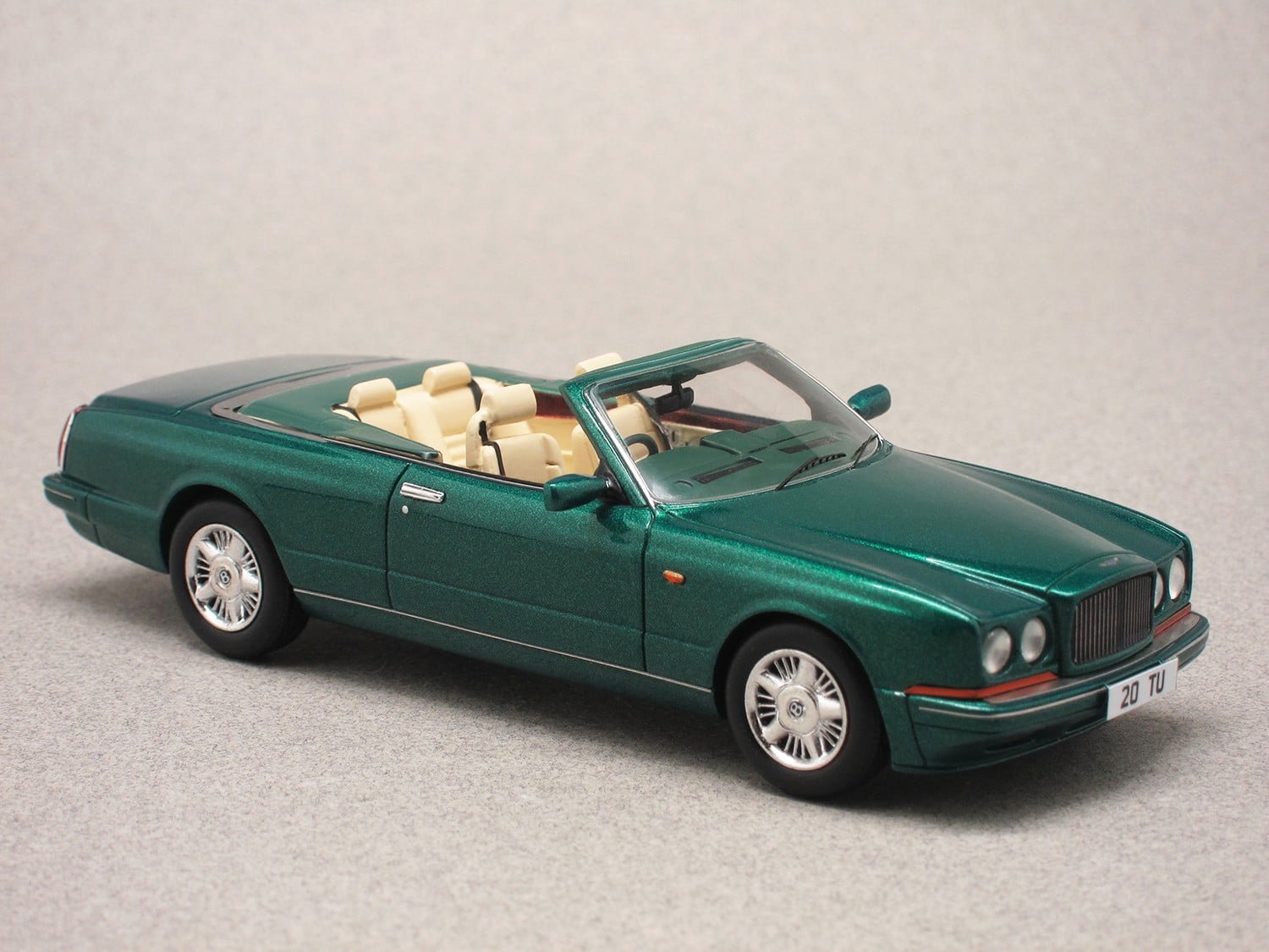 Bentley Azure 1995 (Spark) 1/43e