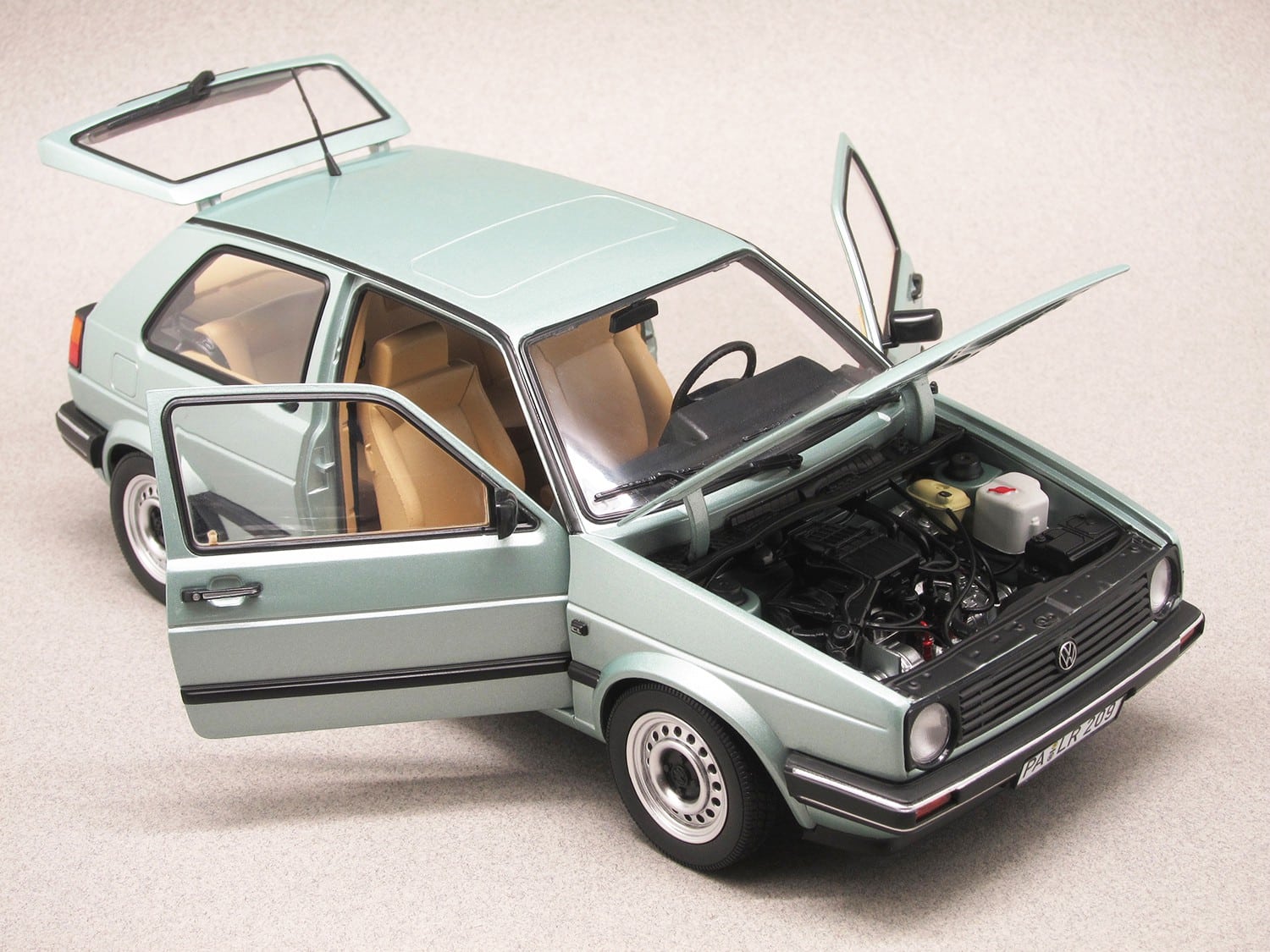 NOREV 1/18 – VOLKSWAGEN Golf CL – 1988 - Five Diecast