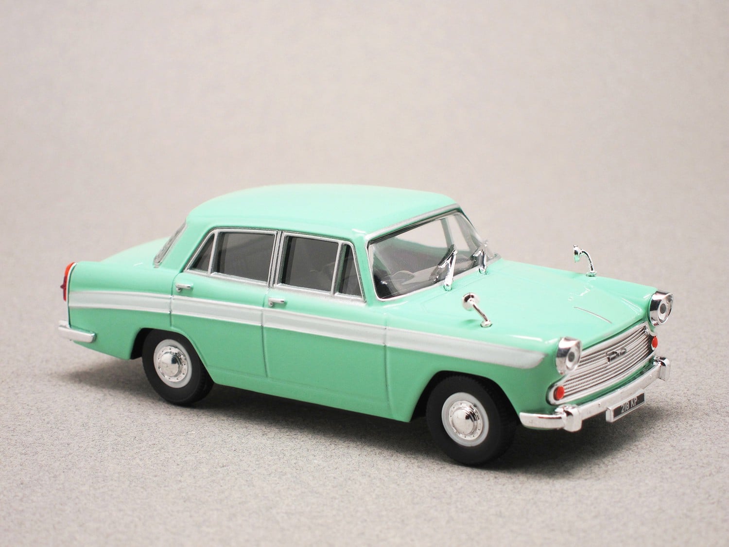Austin A60 Cambridge (Cararama) 1/43e