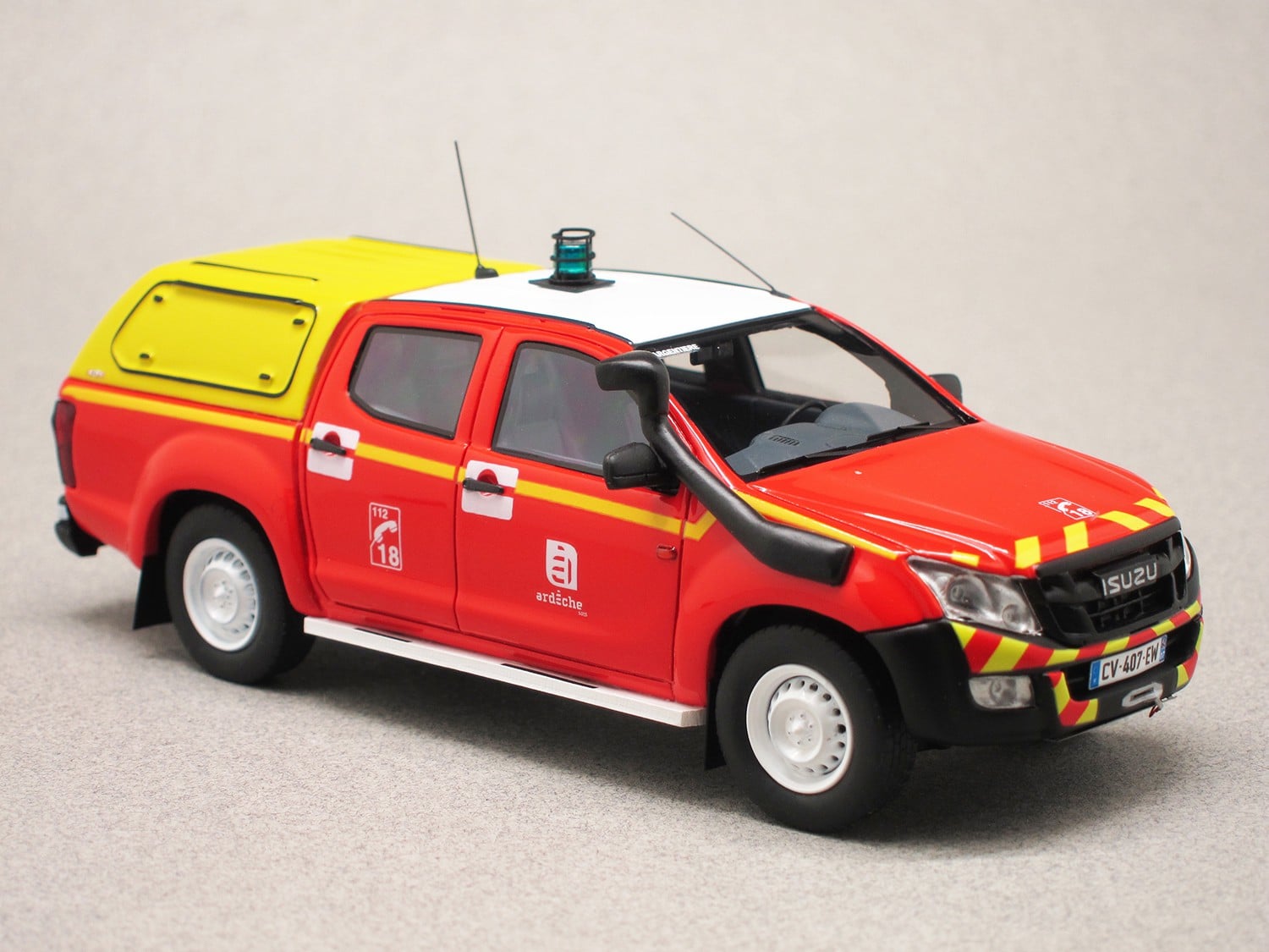 Isuzu D-Max VLTT SDIS 07 (Alarme) 1:43