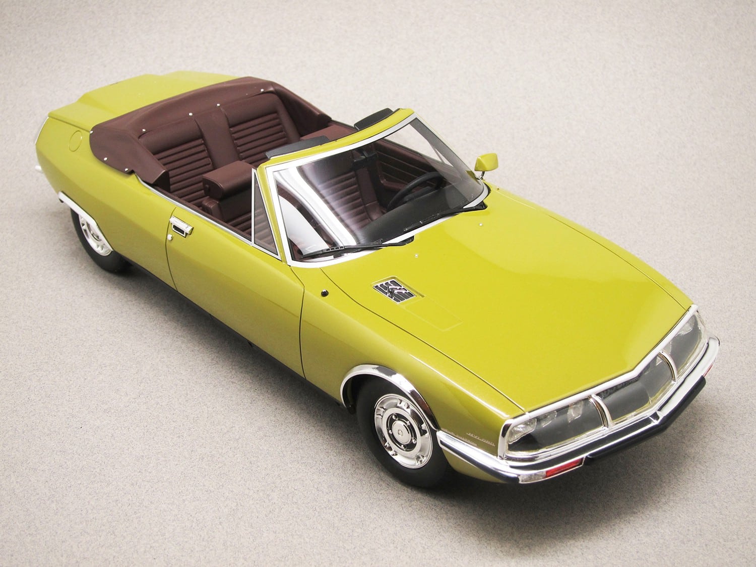 Citroën SM Mylord (Cult Models) 1/18e