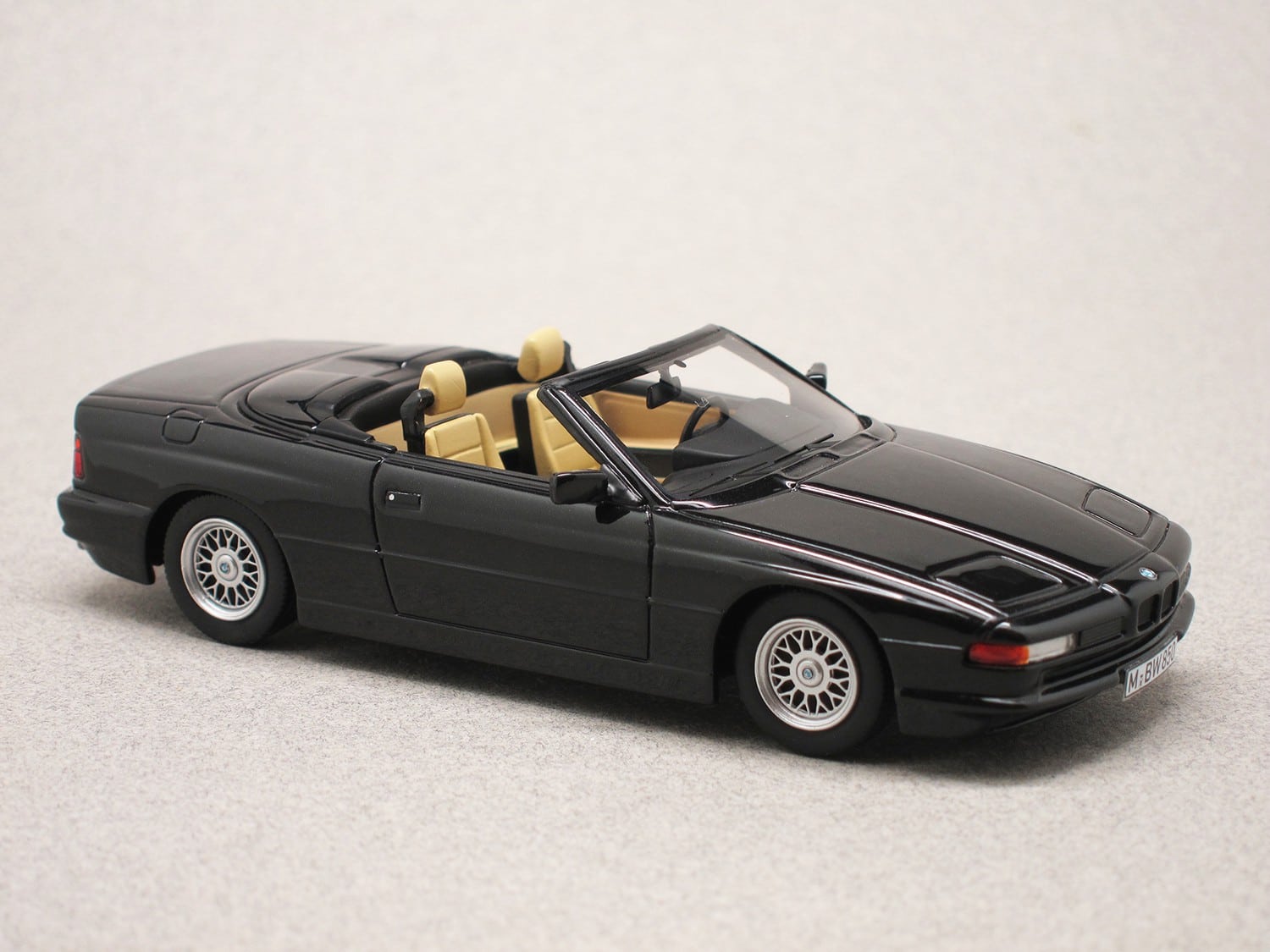 BMW 850 Ci Convertible (Schuco) 1:43