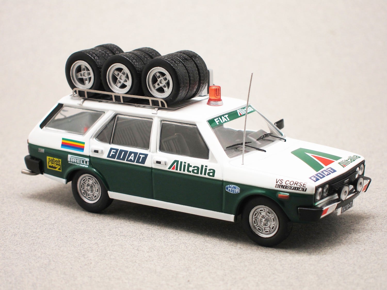 Fiat 131 Panorama rally assistance Alitalia (IXO) 1:43