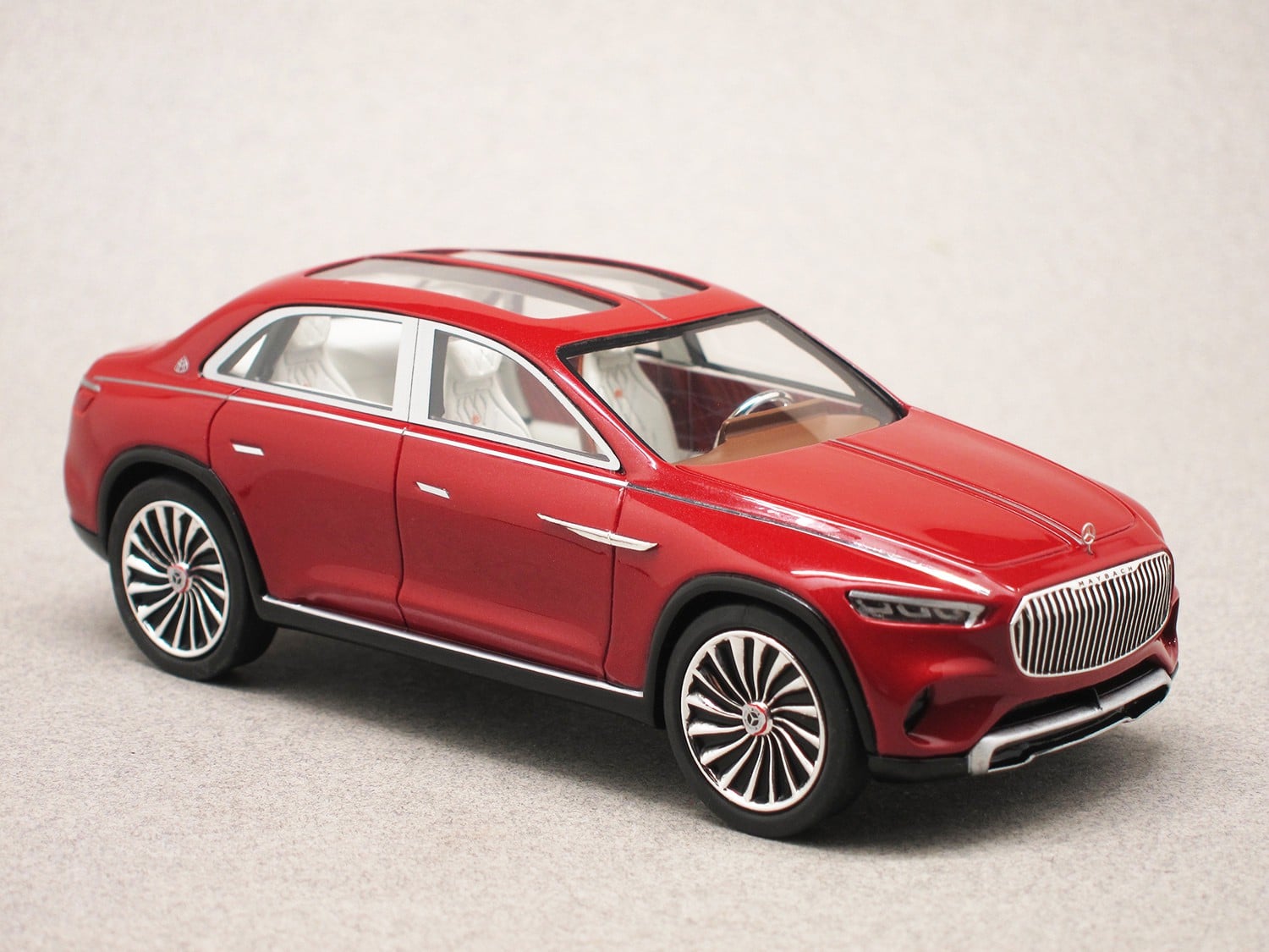 Mercedes Maybach Vision Ultimate Luxury (Schuco) 1/43e