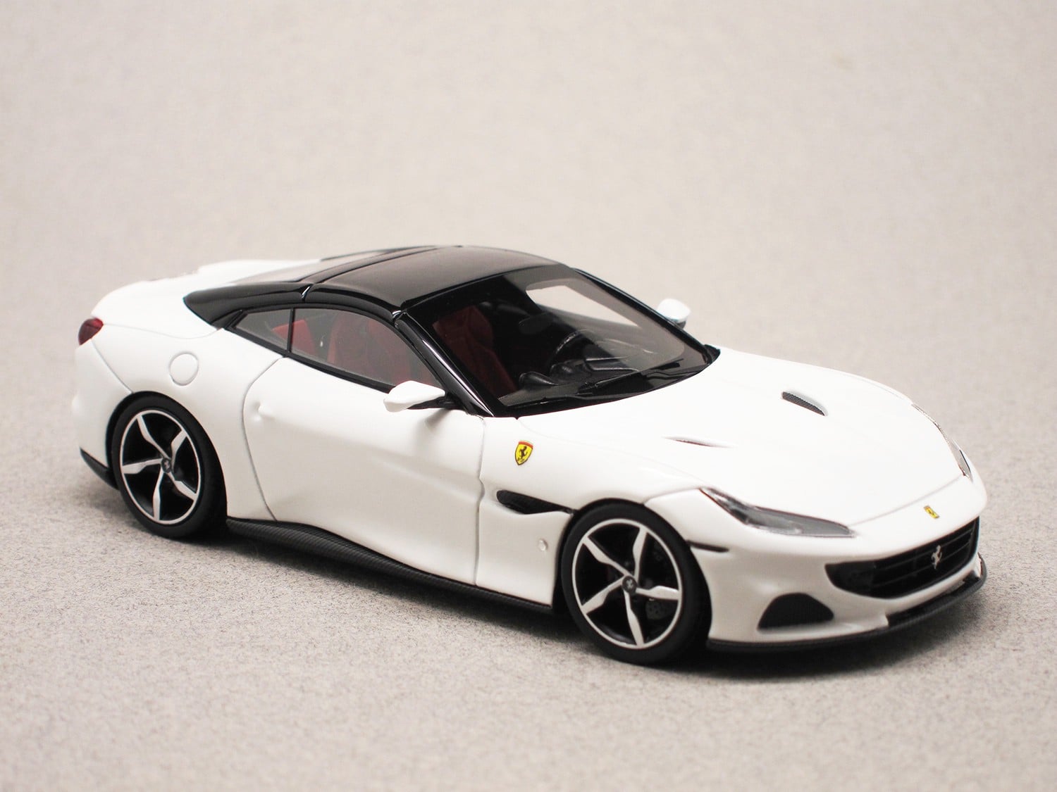 Ferrari Portofino M Bianco Cervino (Looksmart) 1:43