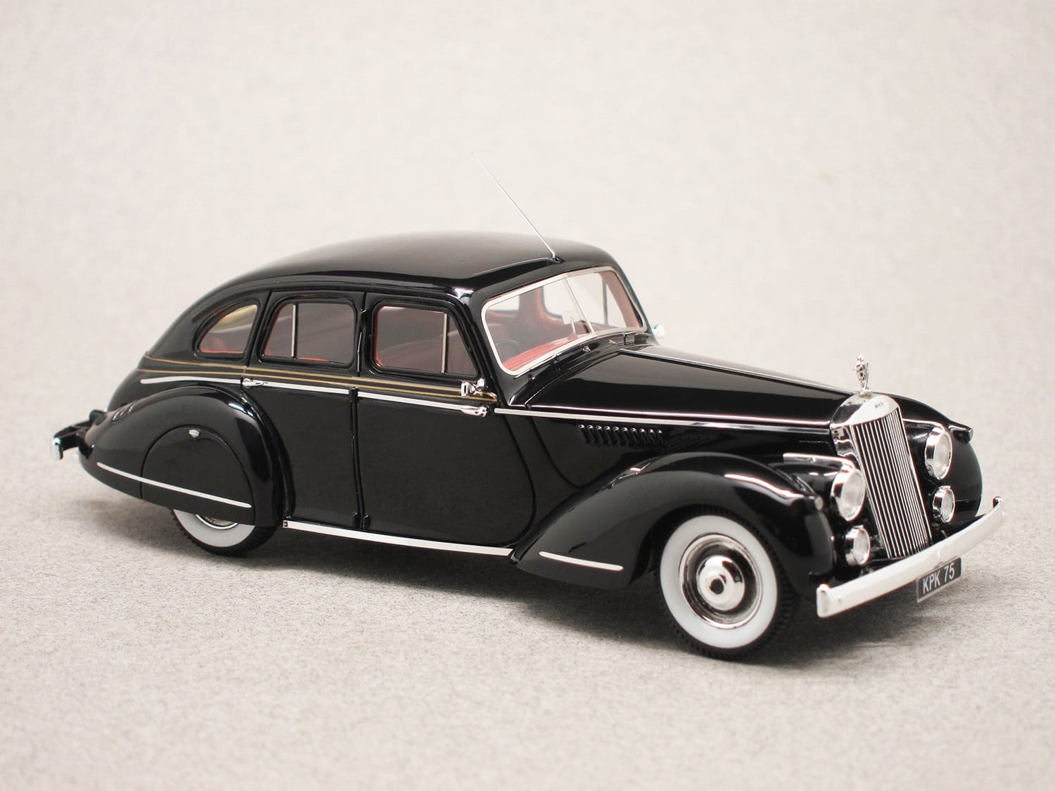 Invicta Black Prince 1948 (Esval) 1:43