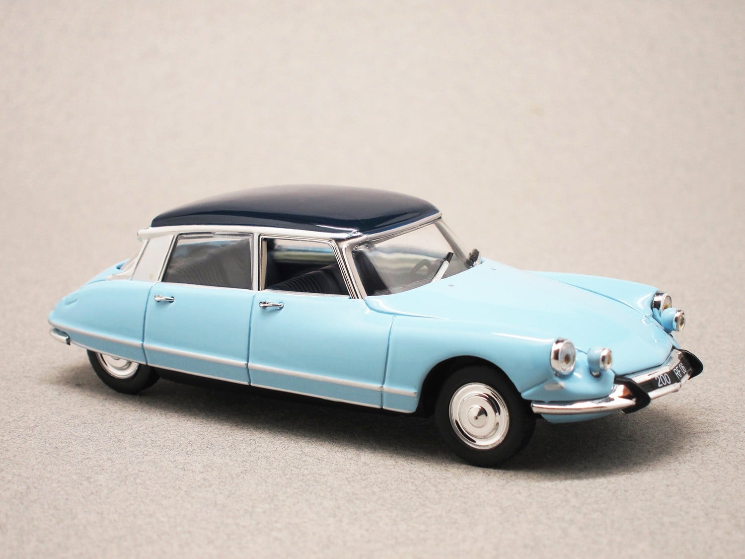 Citroën DS 21 Pallas 1967 (Norev) 1:43