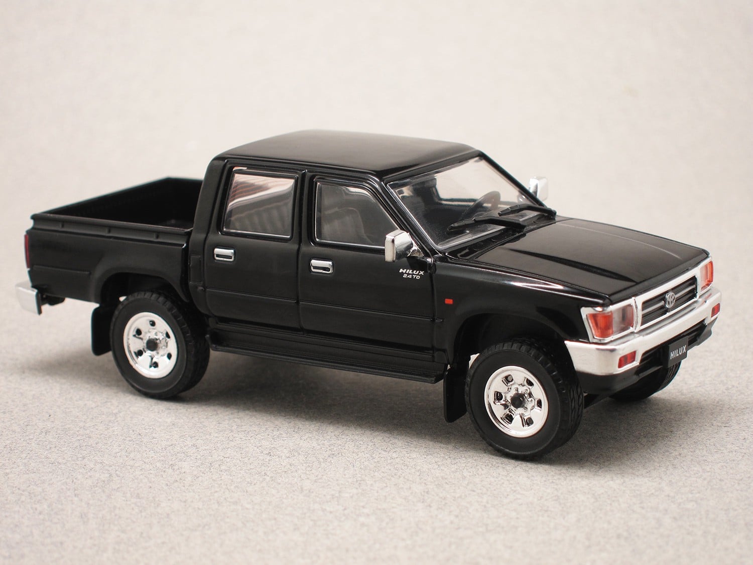 Toyota Hilux MK5 (First:43) 1/43e