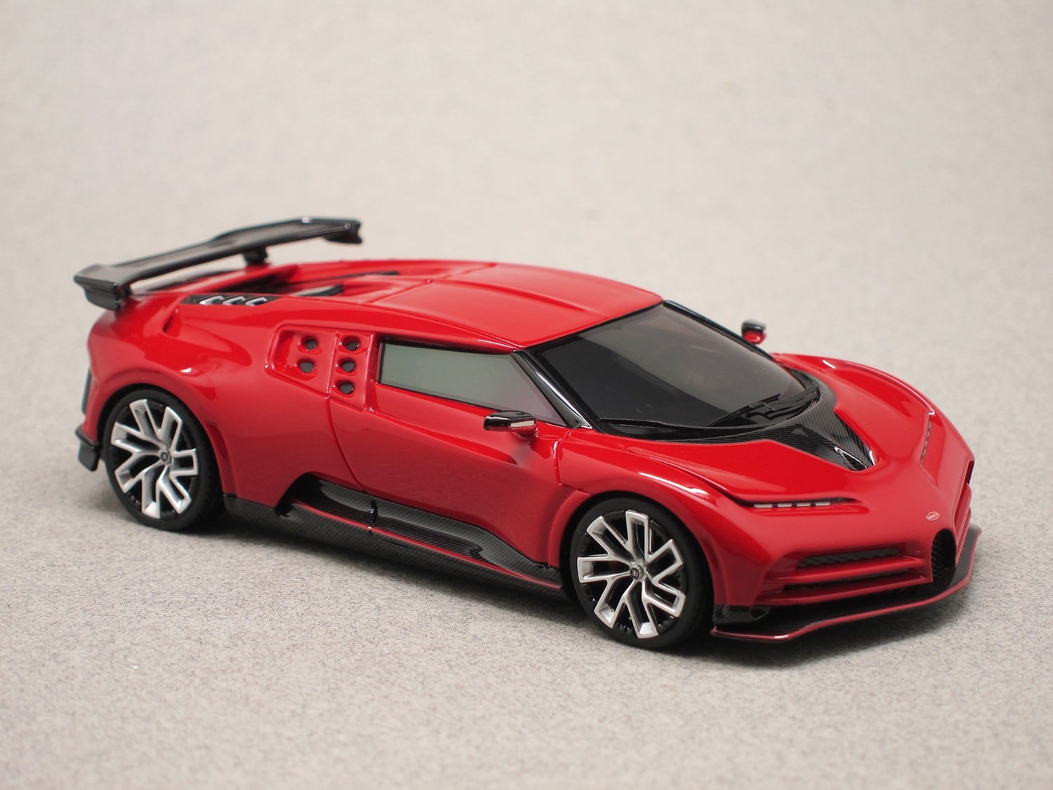 Bugatti Centodieci Italian Red (LookSmart) 1:43