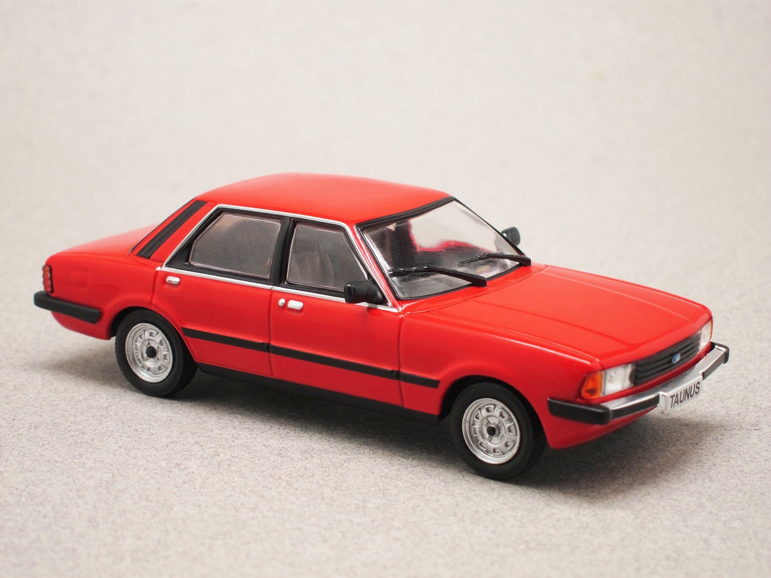 Ford Taunus 1979 (Presse) 1/43e