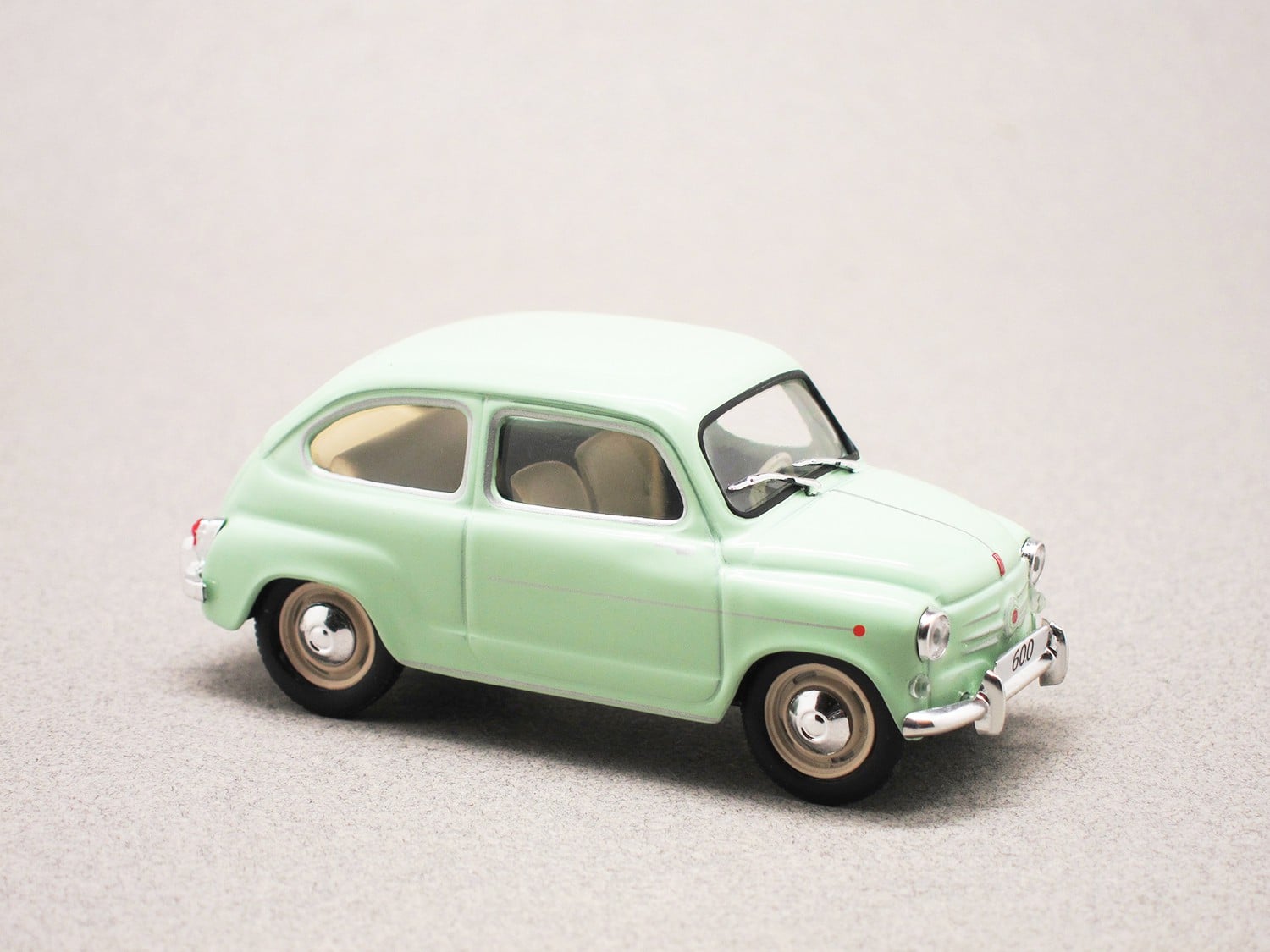 Fiat 600 (Press) 1:43