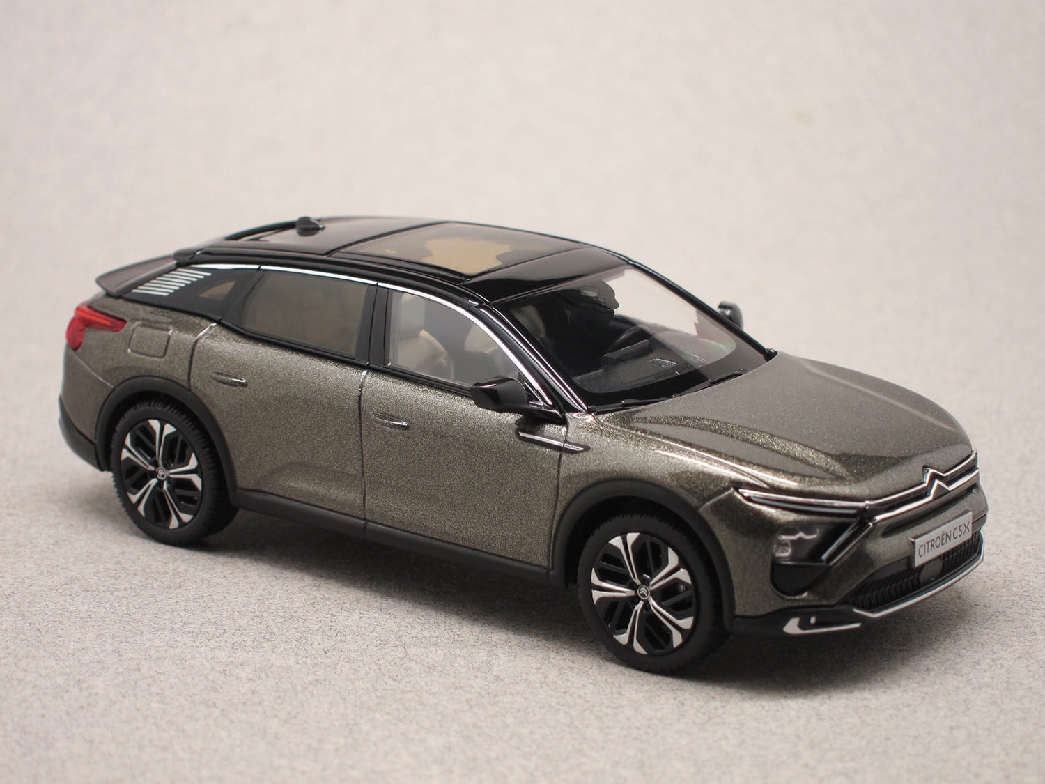 Citroën C5X gris Amazonite (Norev) 1/43e