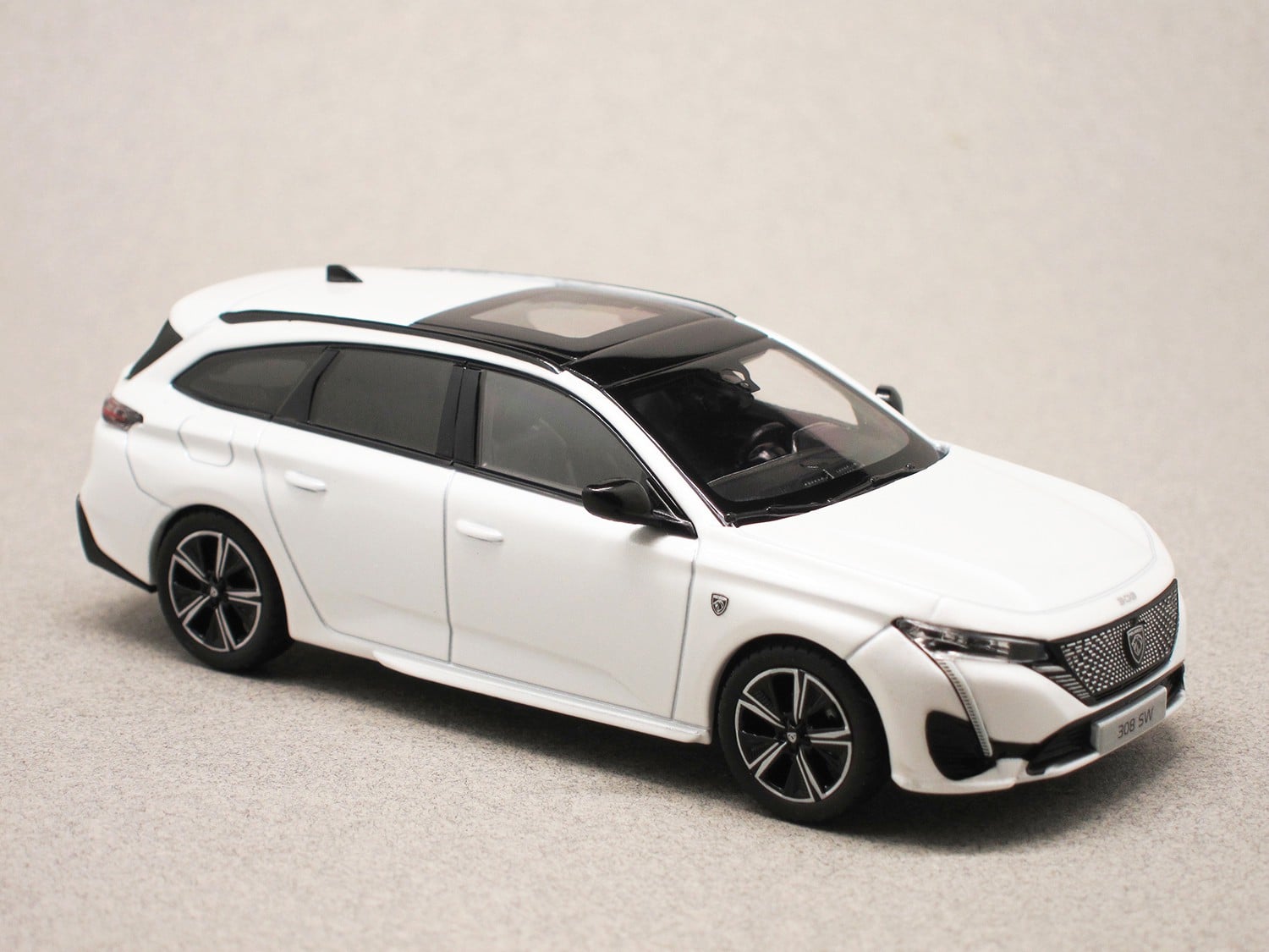 Peugeot 308 SW 2021 Pearl White (Norev) 1/43e