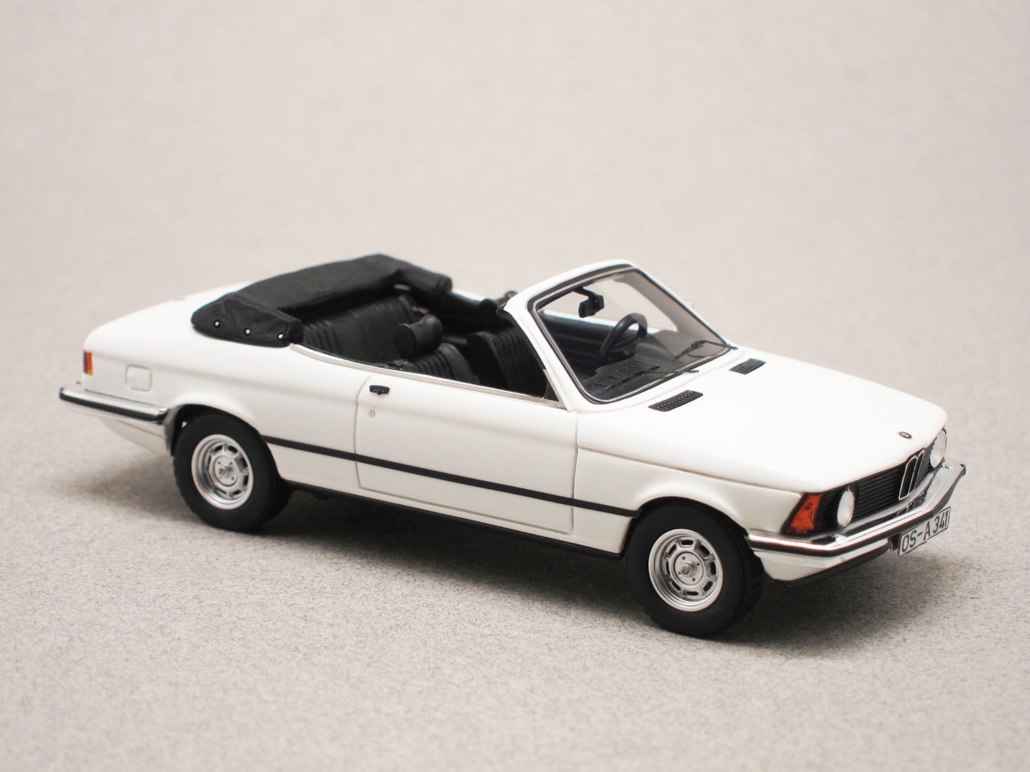 BMW 316 Cabriolet Karmann 1975 (Avenue 43) 1/43e