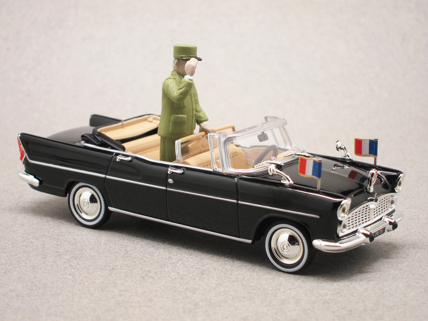 Simca Chambord Presidential (Norev) 1:43