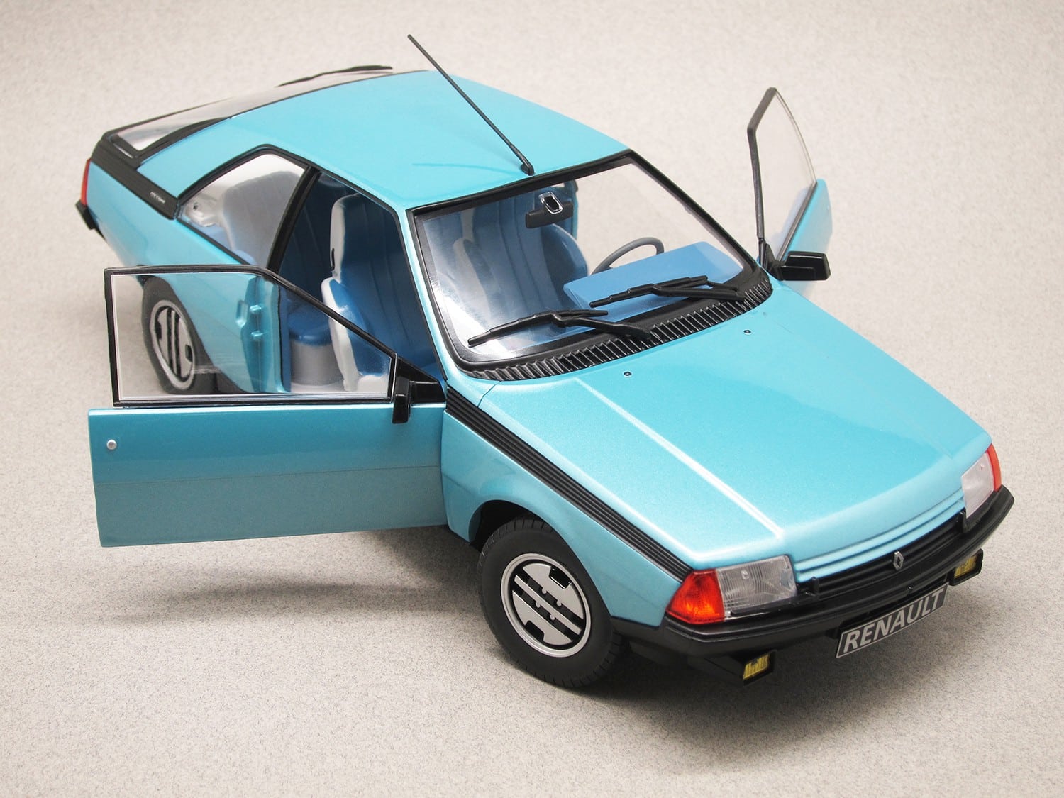 Renault fuego miniature 2025