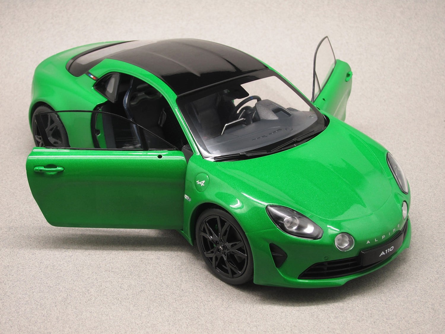 Alpine A110 Pure Heritage Color Vert Jardin (Solido) 1/18e