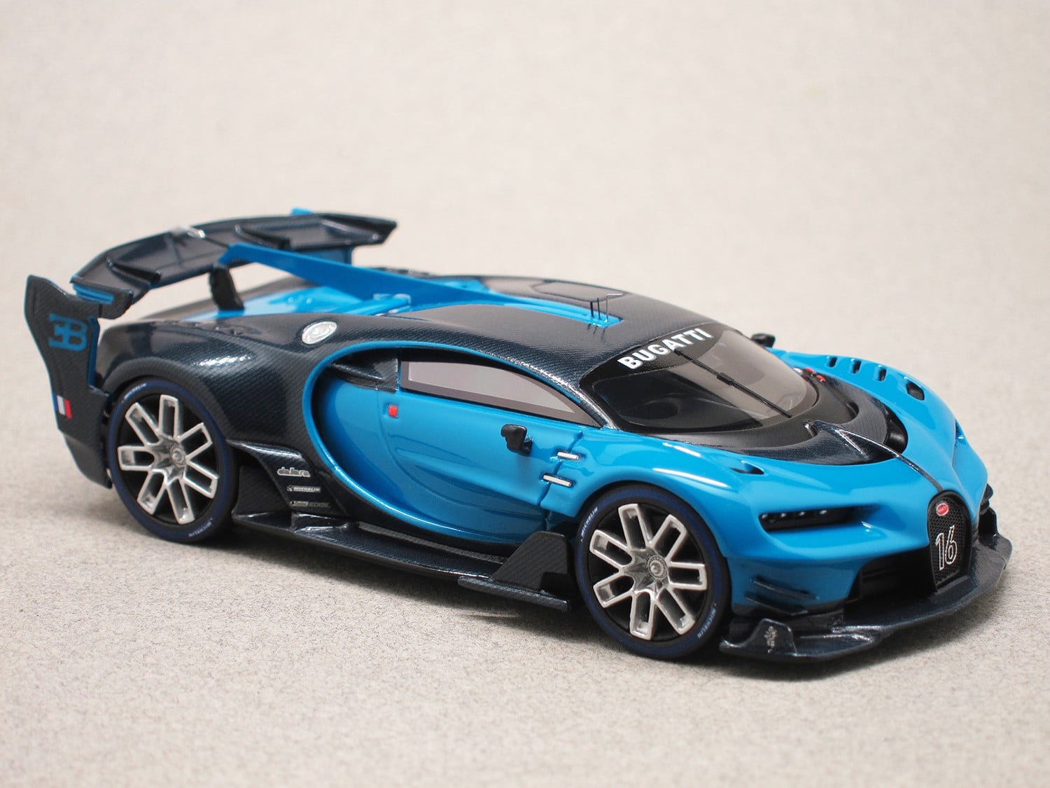 Bugatti Vision Gran Turismo (Truescale) 1:43