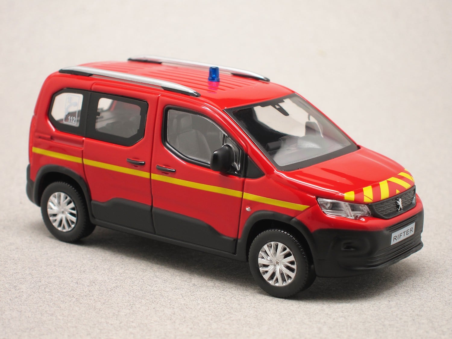 Peugeot Rifter Fire rescue (Norev) 1:43