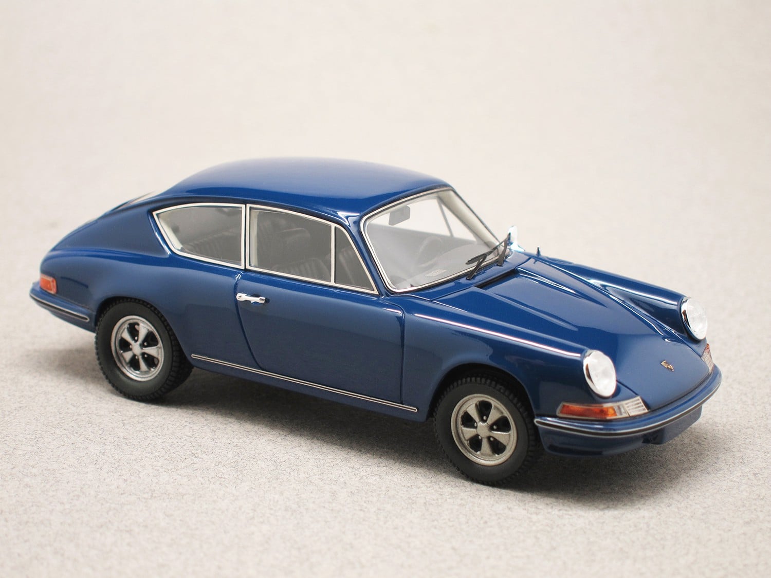 Porsche 911 B17 Pininfarina (Matrix) 1/43e