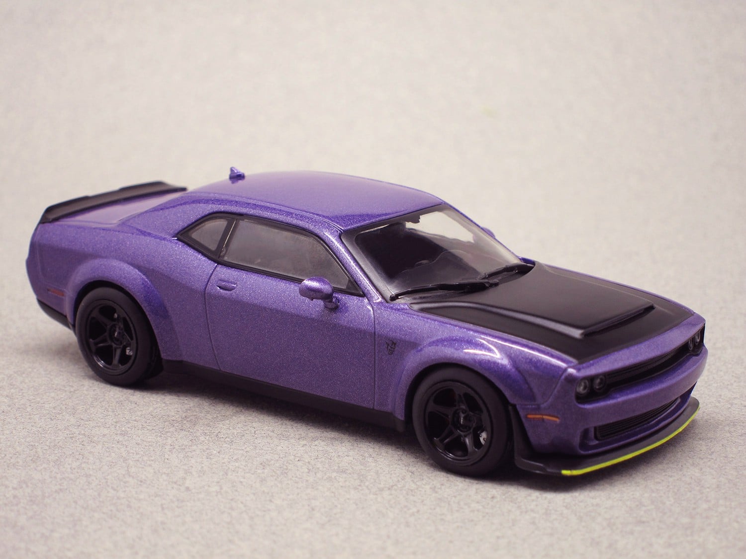 Dodge Challenger SRT Demon (Solido) 1/43e