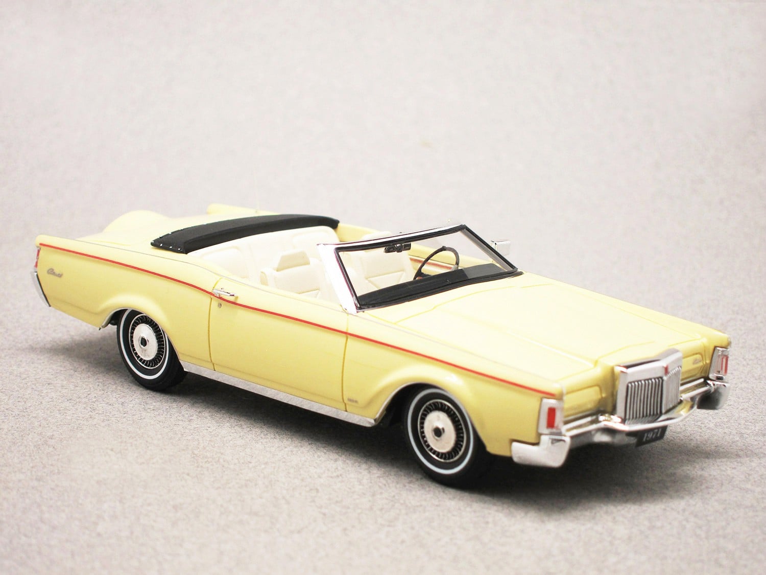 Lincoln Continental Mark III convertible 1971 (GIM) 1:43