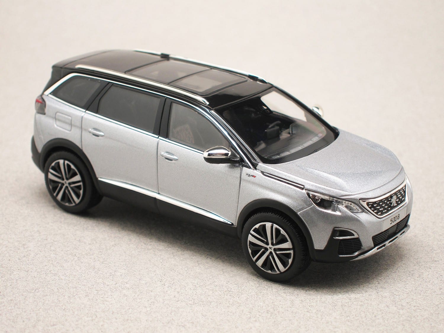 Peugeot 5008 GT 2016 Artense Grey (Norev) 1:43