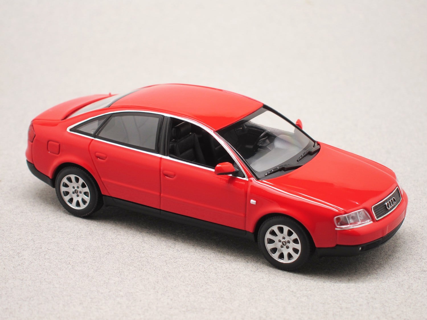 Audi A6 C5 1997 (Maxichamps) 1:43