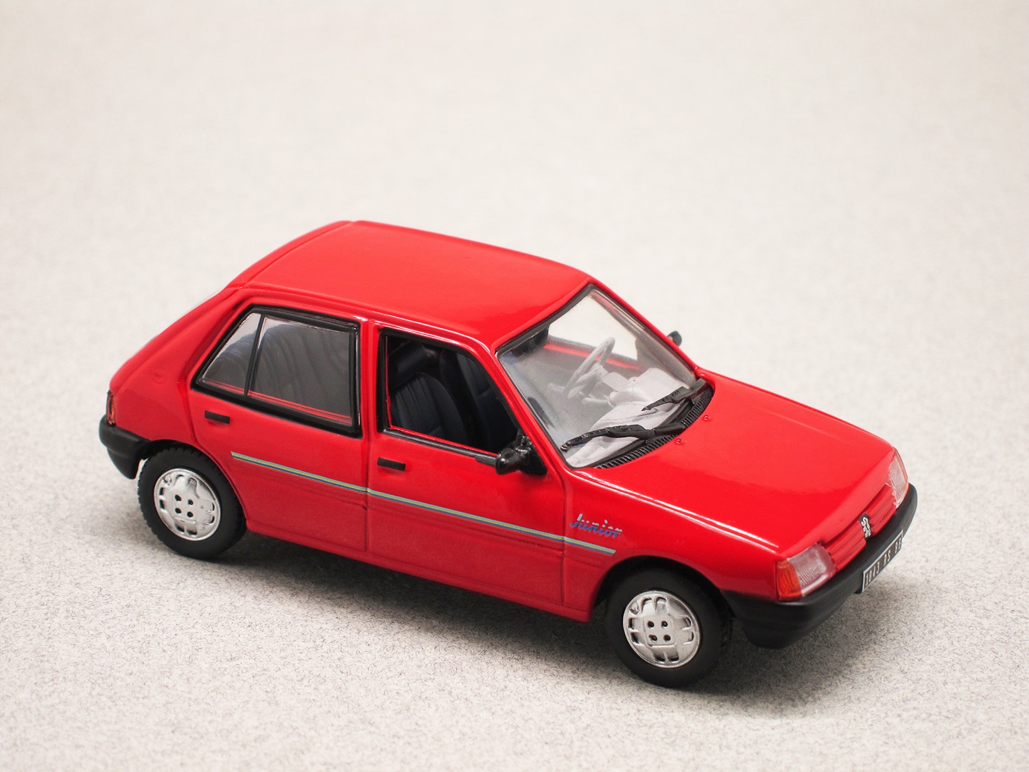 MINIATURE PEUGEOT 205 GTI RED 1/43° MONDE MOTORS NIB