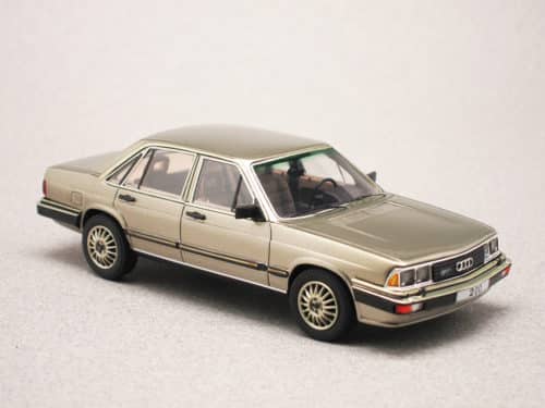 Audi 200 5T beige métal (NEO) 1/43e