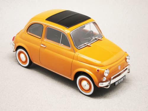 Fiat 500L orange (Norev) 1/18e