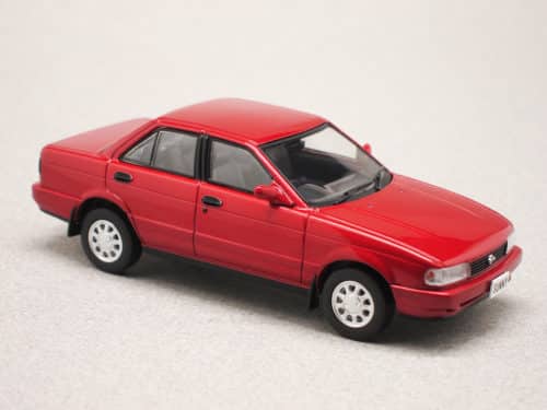 Nissan B13 1990 rouge (First:43) 1/43e1