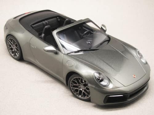 Porsche 911 Carrera 4S 992 cabriolet (Minichamps) 1/18e