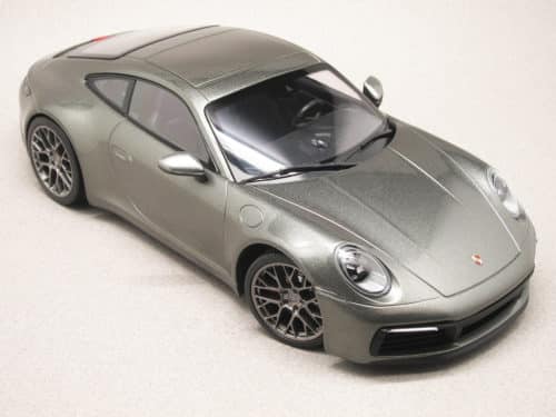 Porsche 911 Carrera 4S 992 (Minichamps) 1/18e