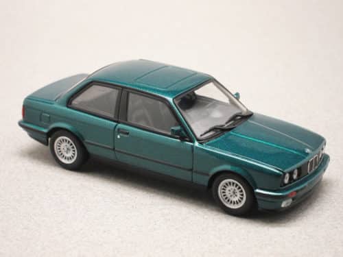 BMW Série 3 E30 verte (Maxichamps) 1/43e