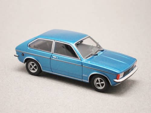 Opel Kadett City bleue (Maxichamps) 1/43e