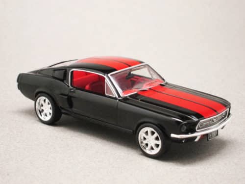 Ford Mustang Fastback 1967 (IXO) 1/43e