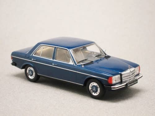 Mercedes W123 240D bleue (IXO) 1/43e
