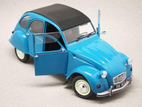 Citroën 2CV bleue (Solido) 1/18e