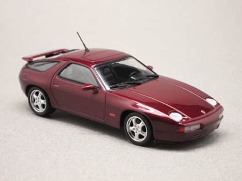 Porsche 928 GTS bordeaux (Maxichamps) 1/43e