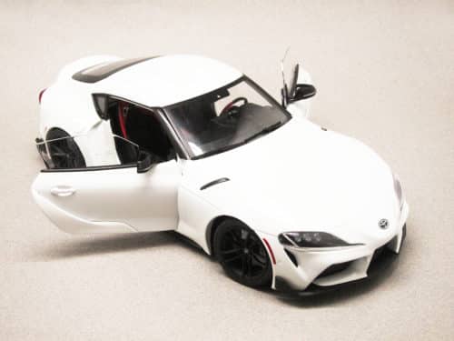 Toyota GR Supra blanche (Solido) 1/18e