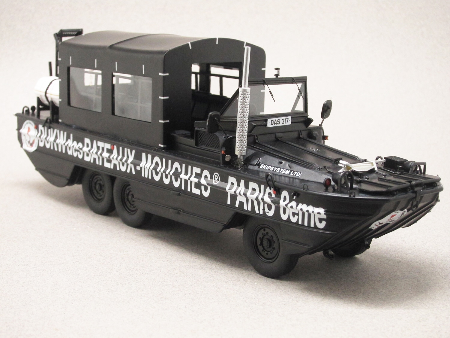 DUKW 353 Bateaux-Mouches Paris (Perfex) 1/43e