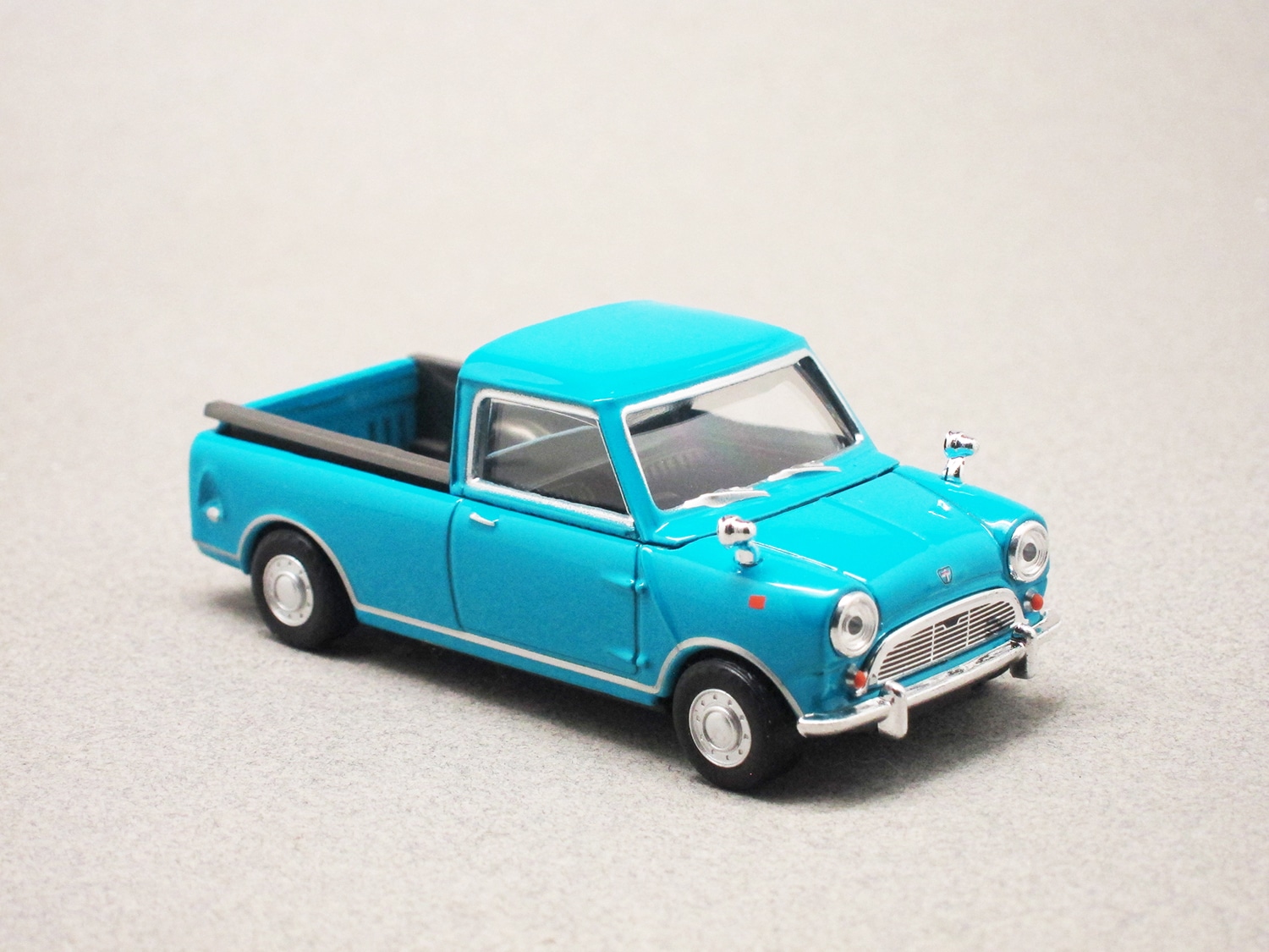 Mini pick-up bleue (Optimum) 1/43e
