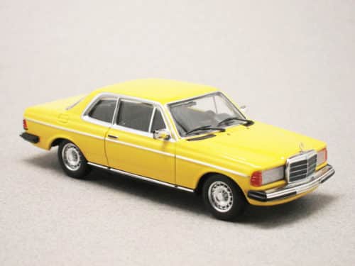 Mercedes 230 CE W123 jaune (Maxichamps) 1/43e