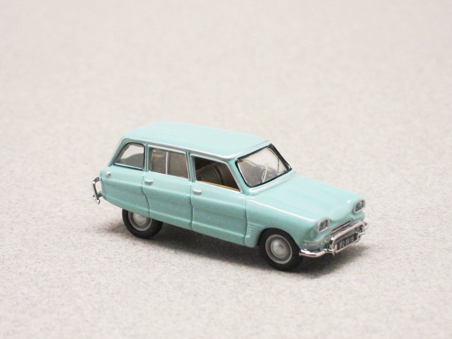 Citroën Ami 6 break bleue (Norev) 1/87e