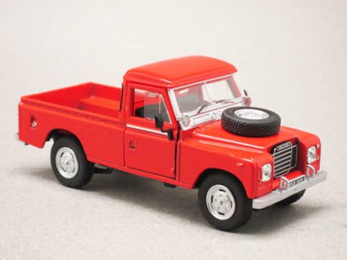 Land Rover Series III pickup (Oliex) 1:43